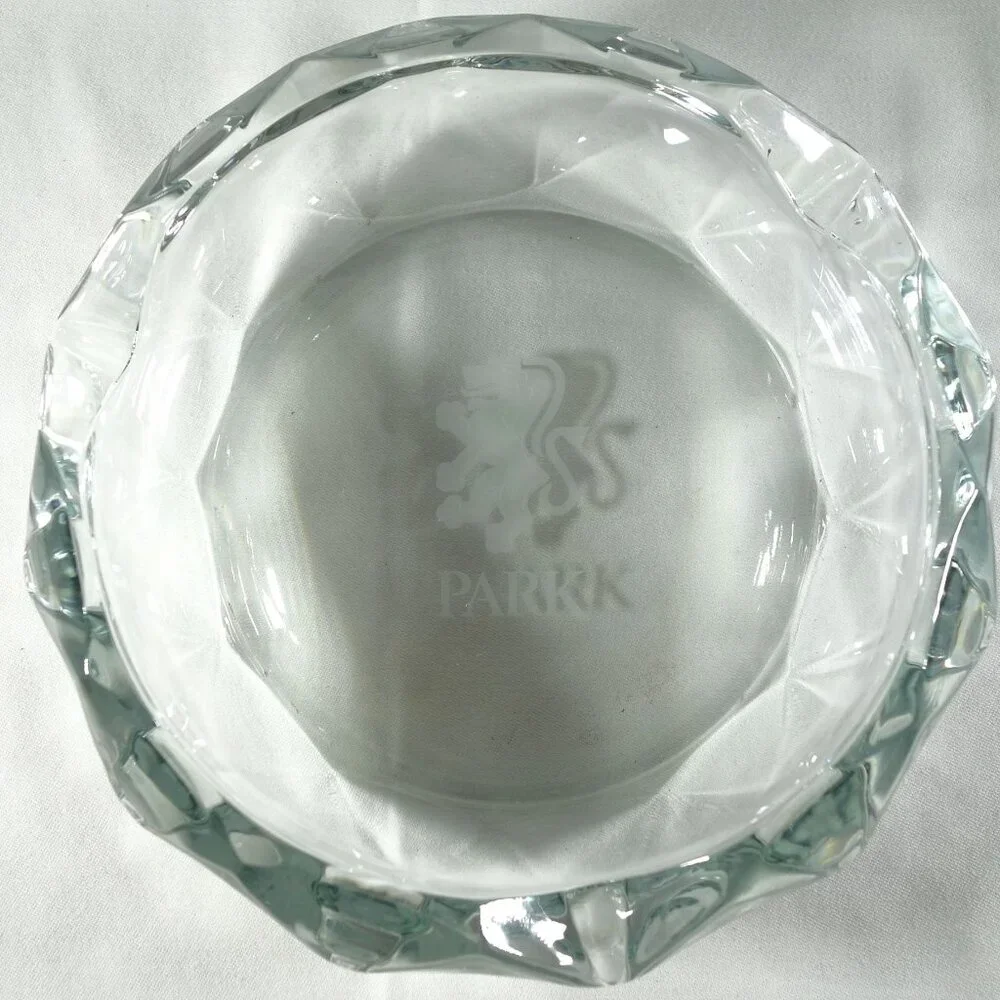 Vintage Large Heavy Clear Crystal Cigar Ashtray Lion & Park Etched in Center‎